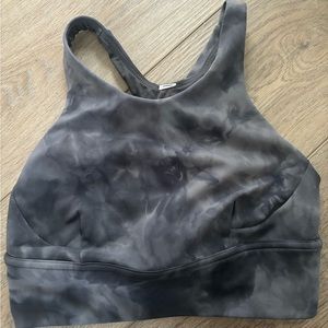 Lululemon sports bra M